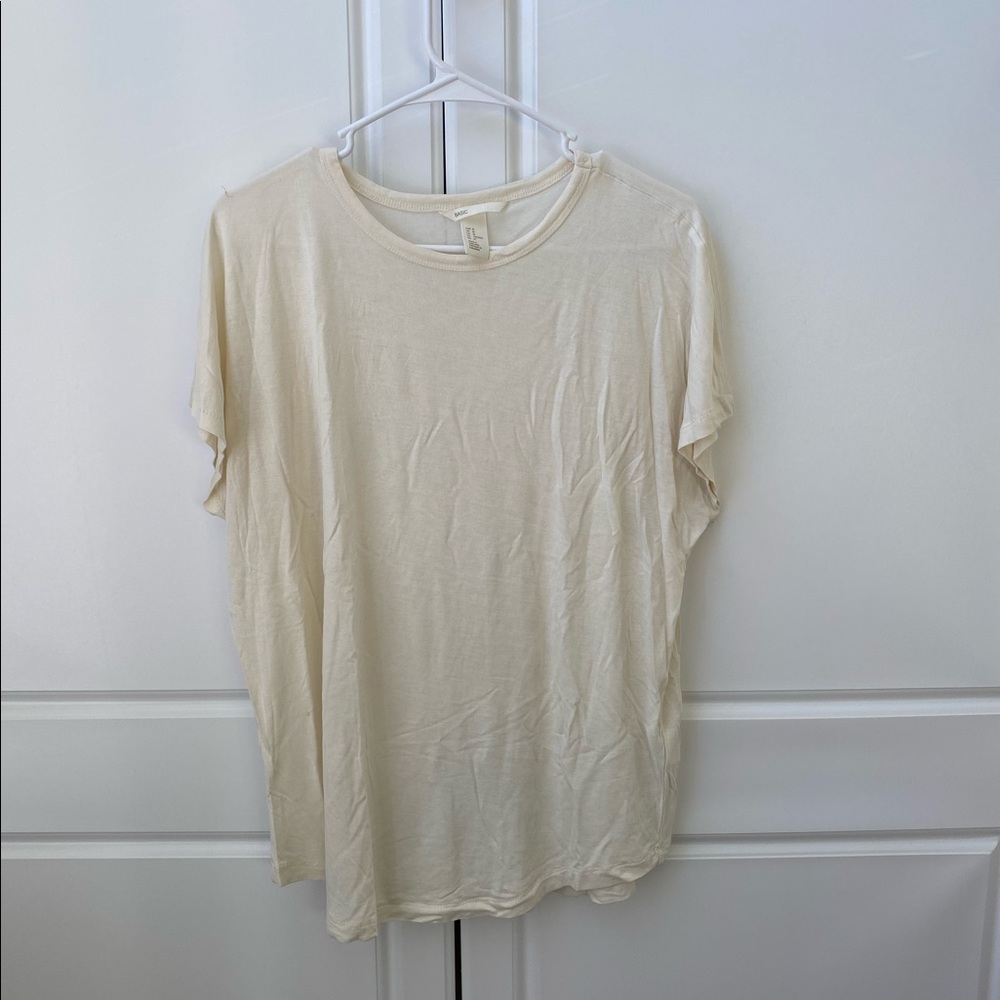 Plain white tee
